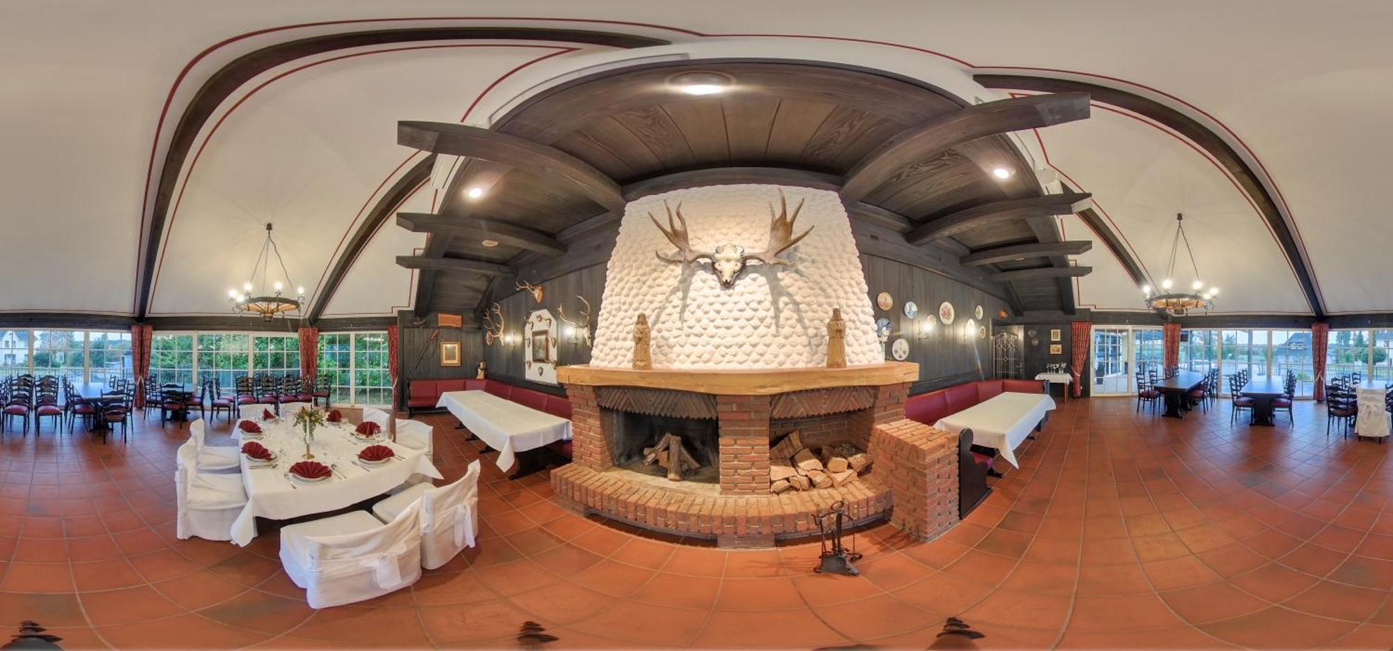 Hotel Restaurant Zum Jaegerheim Wendeburg Exterior photo