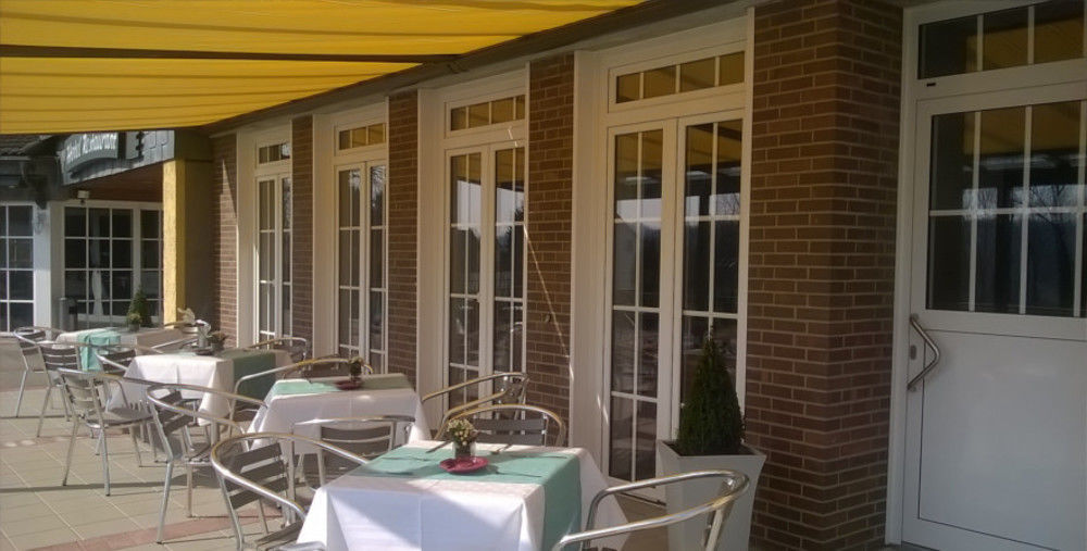 Hotel Restaurant Zum Jaegerheim Wendeburg Exterior photo